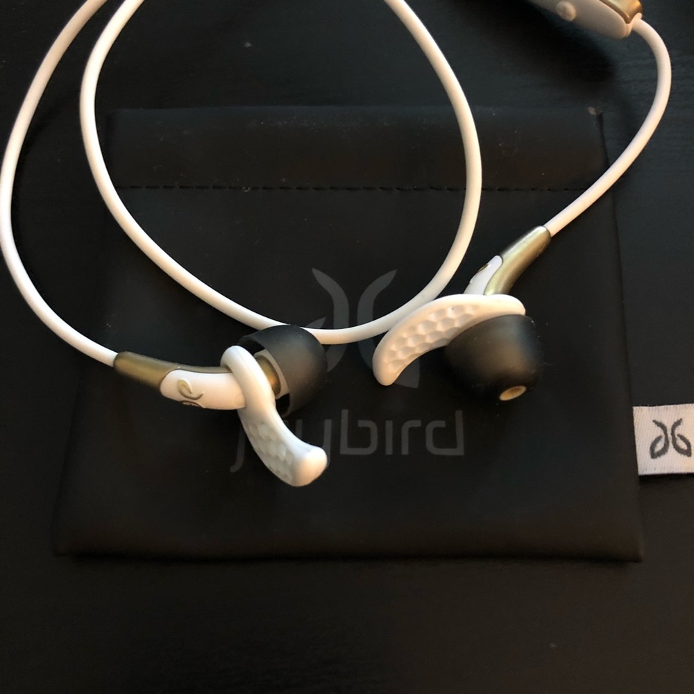 Jaybird Freedom wireless headphones